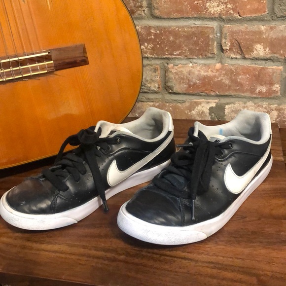 Navy leather Nike Court Tour sneakers - Picture 6 of 8